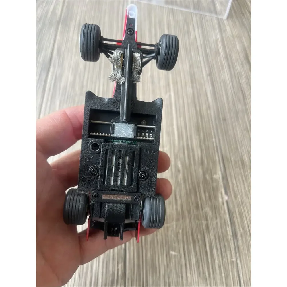 Carrera Evolution 25763 Toyota TF105, #17 1:32 Slot Car